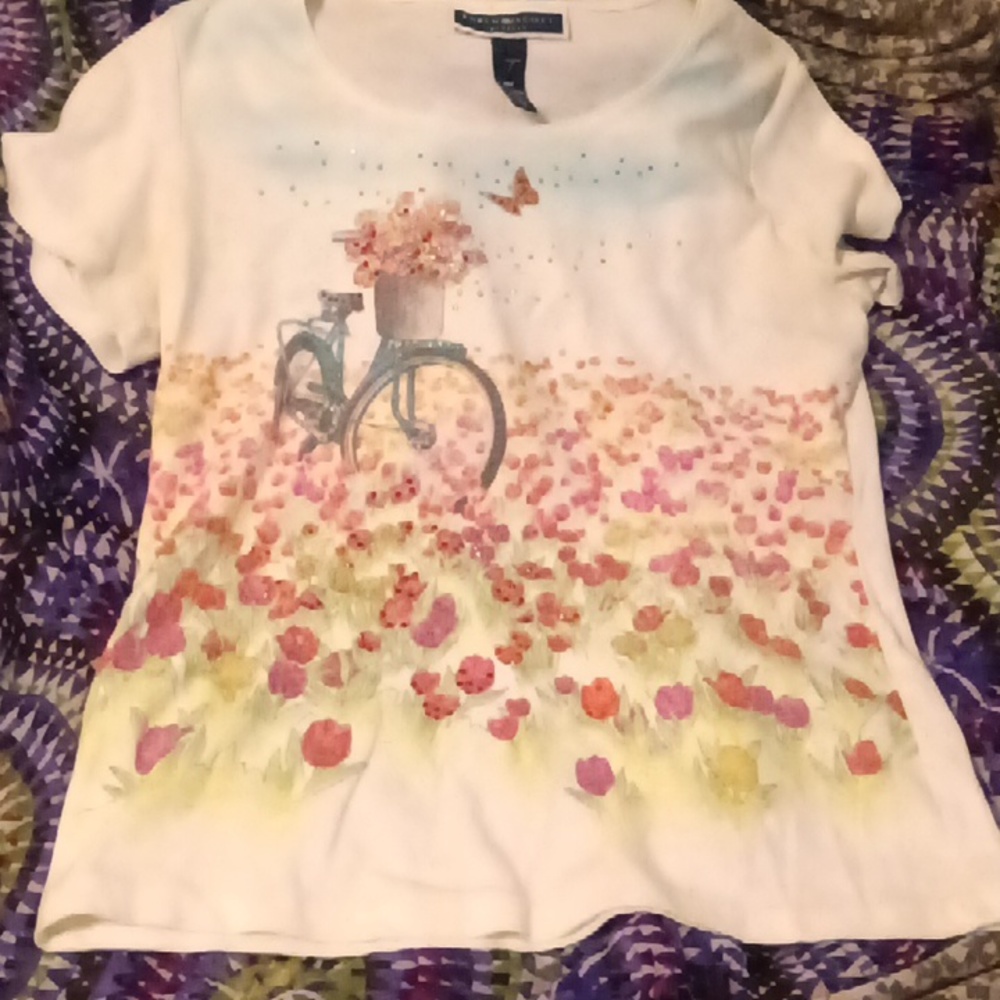 Women's shirt